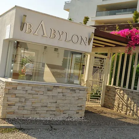 Babylon Beach Apartment
